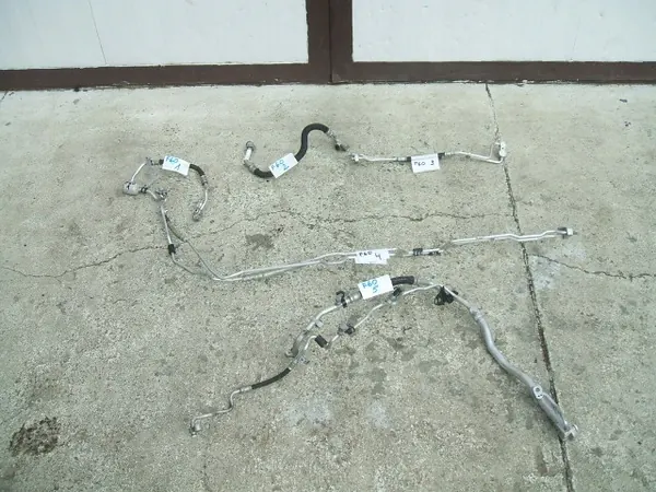 MINI COUNTRYMAN F60 1.5h Ilmastointiputki image 2