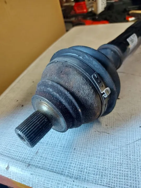 VW GOLF VI 1.4 TSI Höger Främre Halvaxel image 3