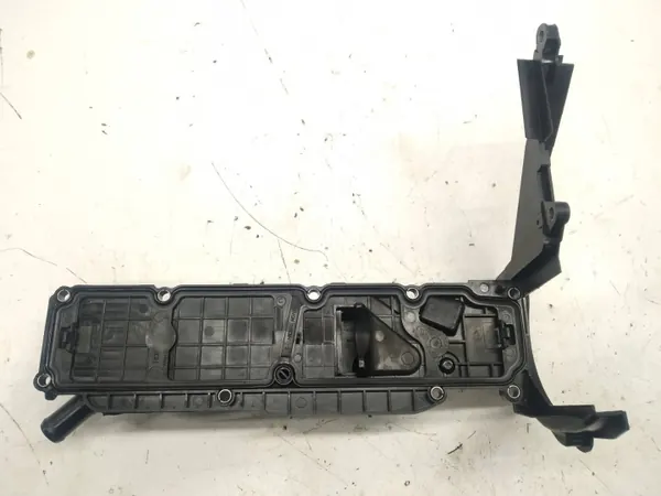 Venttiilikansi M06042A190 1.5 TDCI Ford Tourneo Courier image 3