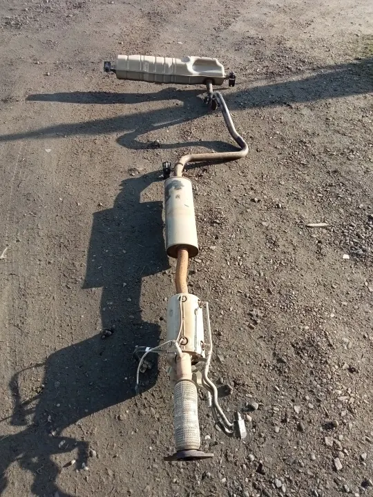 OEM 208028672R Silencieux Échappement Renault Clio 5 Hybride image 3