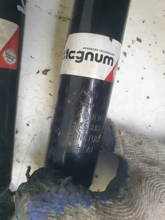 Hinterer Stoßdämpfer OEM AMORTYZATOR TYLNY BMW E39 image 4