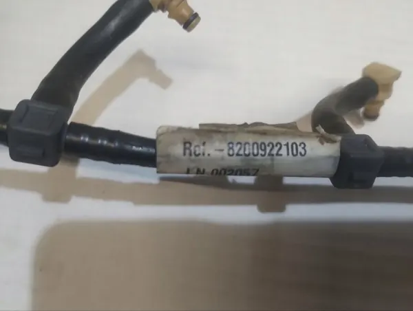 Renault Megane 1.5 DCI Tuyau de Retour de Carburant image 2