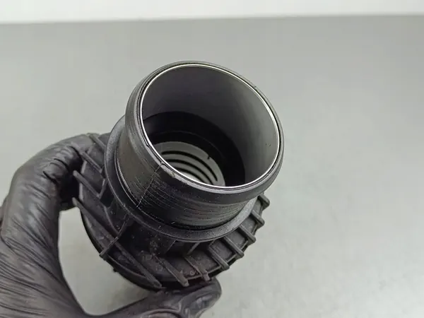 Durite de refroidissement d'huile Genesis GV70 2025 282722T000 image 2