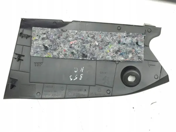OEM 9824701280 Peugeot 208 2023 Linker Tunnelafwerking image 8