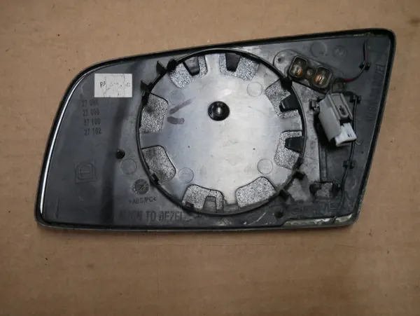 Verre de rétroviseur droit BMW E60/E61/E63/E64 OEM 7116746 image 3