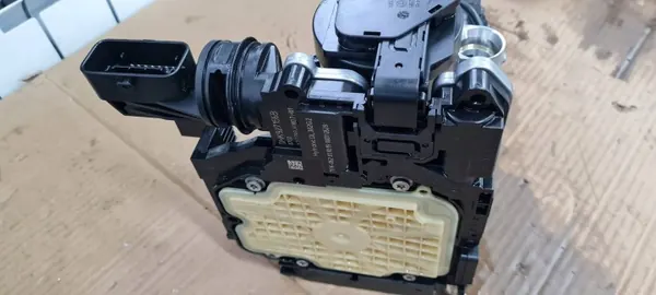 Audi S-Tronic Versnellingsbak Module OEM 0HK927156B image 9