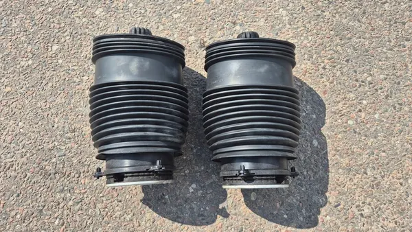 Borsa di Sospensione Pneumatica Posteriore Destra Mercedes C W205 A2053200825 image 2