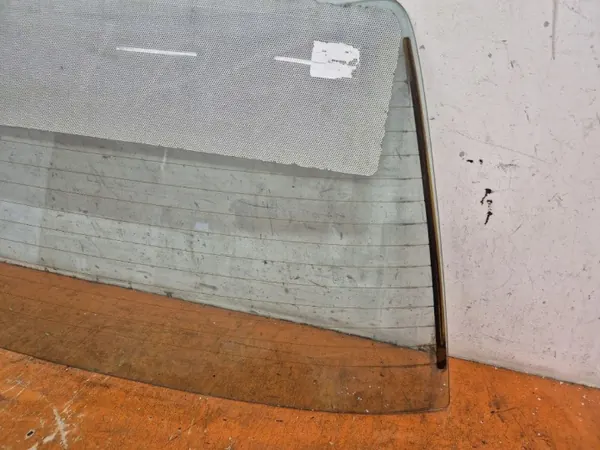 Vitre Arrière BMW OE Wrakomania-23377- pour E30 image 3