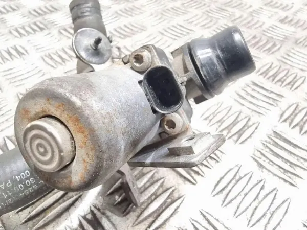 Válvula de Refrigerante Mercedes-Benz OEM A6512000031 image 4