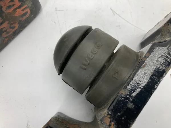 Ivecon lehtijousipuskuri OEM 787NN - Käytetty image 3