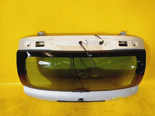 OEM DRC100940 Rear Tailgate Glass for Renault Clio II HB image 10