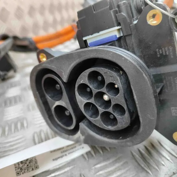 Câble de charge batterie Audi Q4 Sportback OEM 1EA915651C image 8