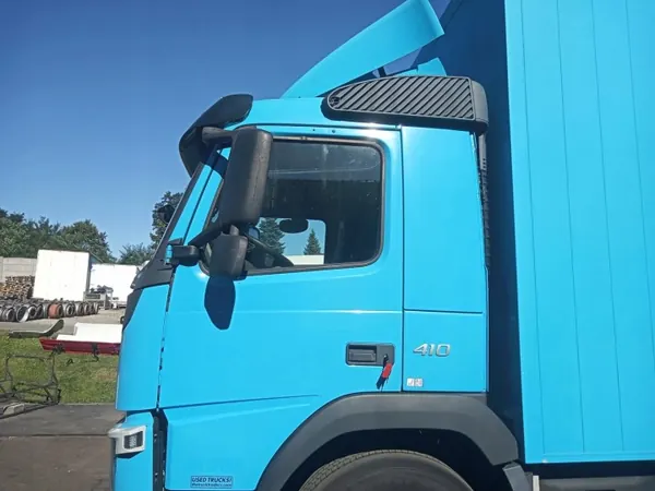 Cabine basse courte Volvo FM4 OEM 85140108 - Euro6 image 3