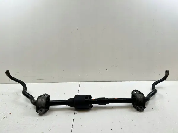 BMW X6 E71 Etu-aktiiviohjausvakain OEM 6783037 image 3