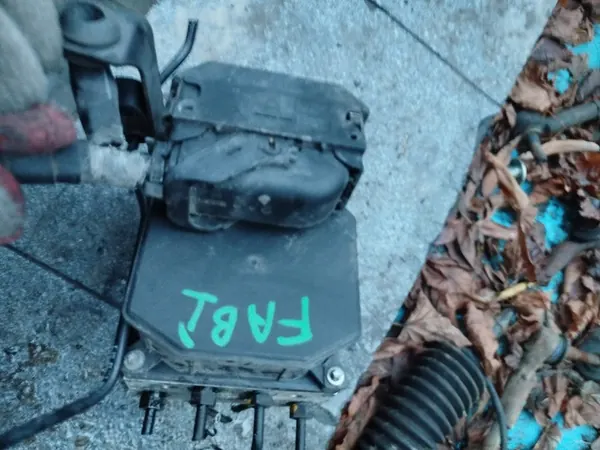 ABS-pomp Skoda Fabia I VW Polo IV image 2