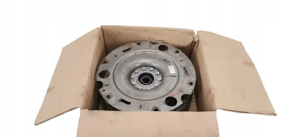 VW AUDI SKODA SEAT Kaksoismassavälykki 0CK105317AS image 3