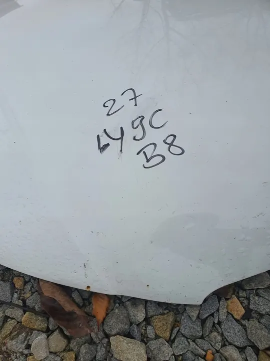 Audi A4 B8 Framhjälm Motor LX7W image 9