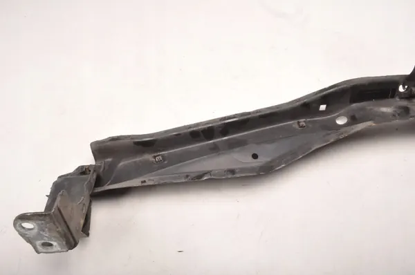 Opel Zafira C etuhihnapingotin OEM 266619 image 6