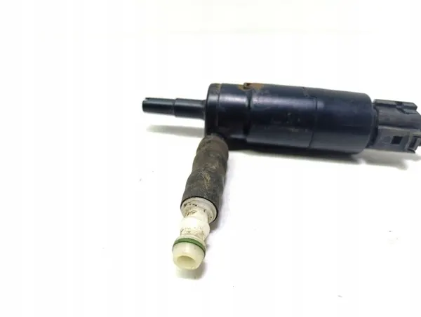 Volkswagen OE 3B0 955 681 A Pesupumppu image 2