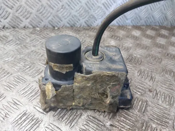 Pompe de verrouillage central OEM 443862257H Audi 80 B3 image 2