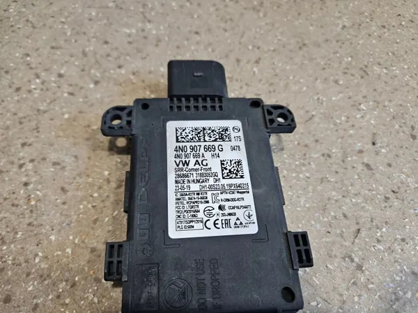 Audi e-tron Voor BSM/BLIS Module OEM 4N0907669G image 4