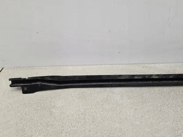 VW UP Etupuskuri 1S0807651A image 7