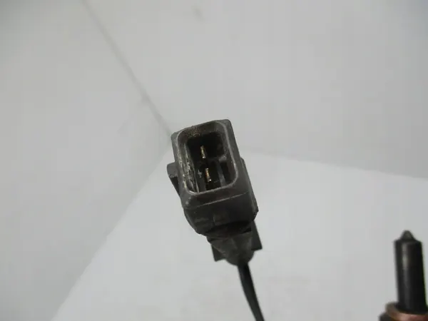 Iniettore carburante Golf 4 IV 98-01 1.9 TDI 038130201F image 4