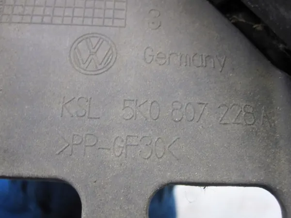 VW Golf VI rechte Front-Schiebeleuchte OEM 5K0807228A image 4