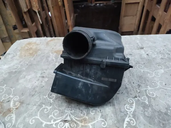 BMW Luftfiltergehäuse OEM 8620945 - Gebraucht image 3