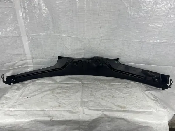 Mercedes W213 vindrutelist OEM A2138308703 image 2