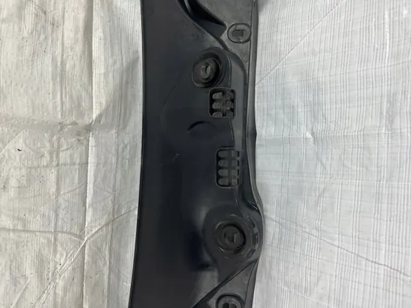 Mercedes W213 vindrutelist OEM A2138308703 image 3