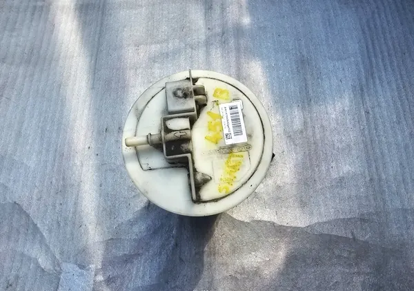 Smart Fortwo II 451 1.0 B Fuel Pump A4514700094 image 2
