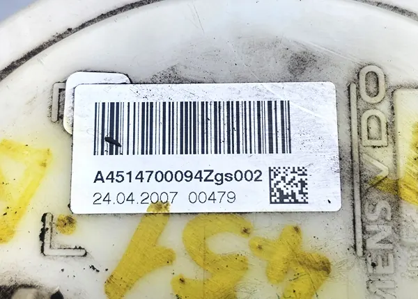 Smart Fortwo II 451 1.0 B Fuel Pump A4514700094 image 3