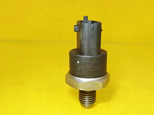 Polttoainepainetunnistin OEM DRC101199 Renault image 2