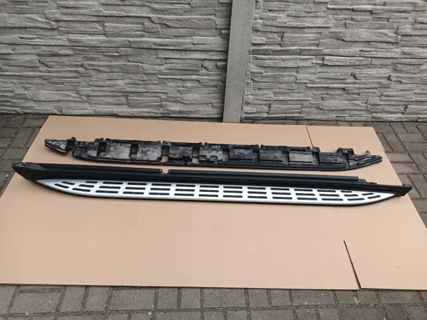 OEM A2946892400 Estribo derecho Mercedes EQE SUV image 2
