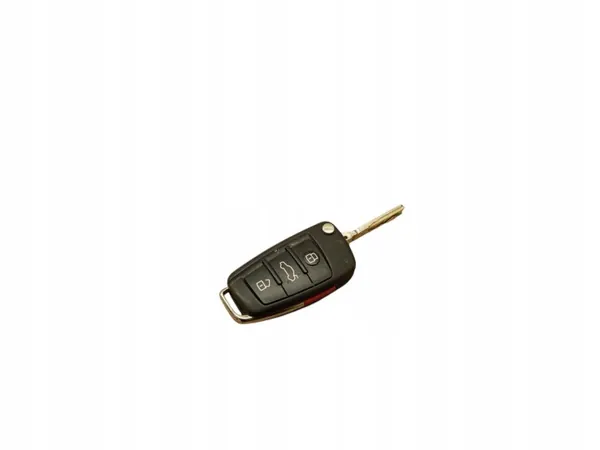 Audi Q2 Avain OEM 81A837220 - Käytetty image 3