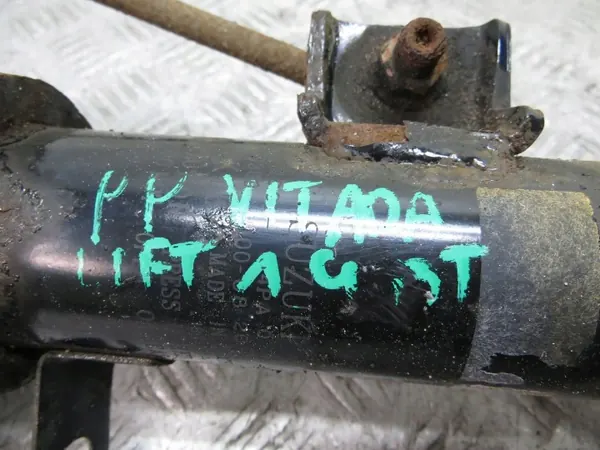 Suzuki OE OEM 212/194 Etu Oikea Jousitus image 6
