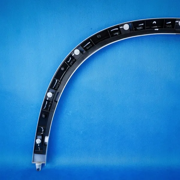 Vasemman etulokasuojan trimmi M-Paketti BMW X5 G05 image 8