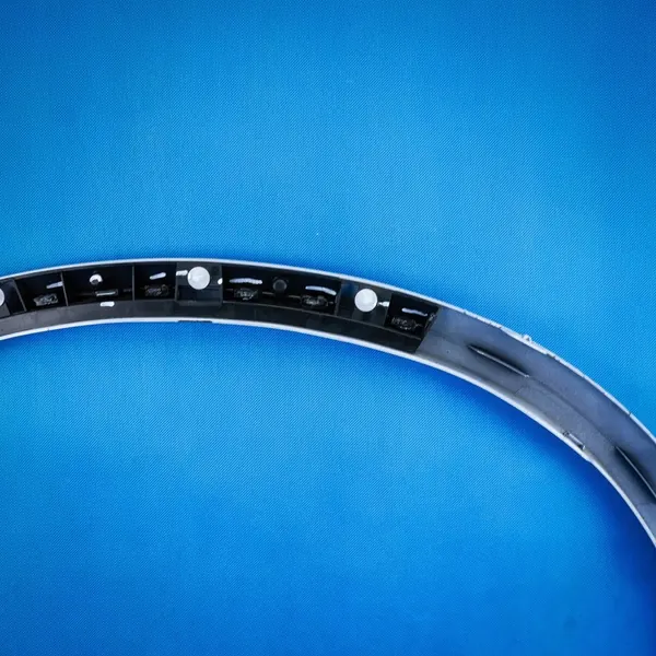 Vasemman etulokasuojan trimmi M-Paketti BMW X5 G05 image 9