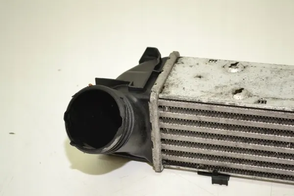 Ilmanjäähdytin BMW E81 E82 E87 E88 E90 E91 E92 E93 2.0 06.04-06.15 OEM 7524916 image 2