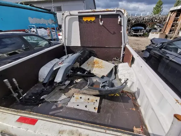 Toyota Hilux Relä 2013 2.5L 90987t2002 image 8