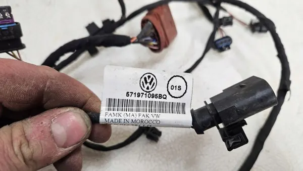 Fiação Sensores Para-choques OEM 571971095BQ VW Tiguan III image 5