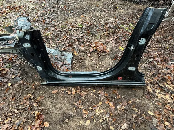 Linker Säulenschweller Peugeot 508 10-18 image 1