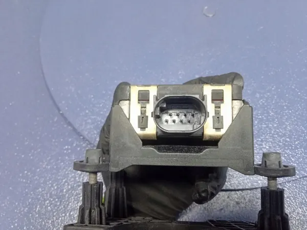 OEM 3Q0907561B Radar Distronic ACC para VW Passat B8 image 6