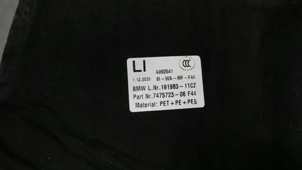 Isolamento de passagem de roda BMW F44 esquerdo traseiro OEM 7475717 image 8
