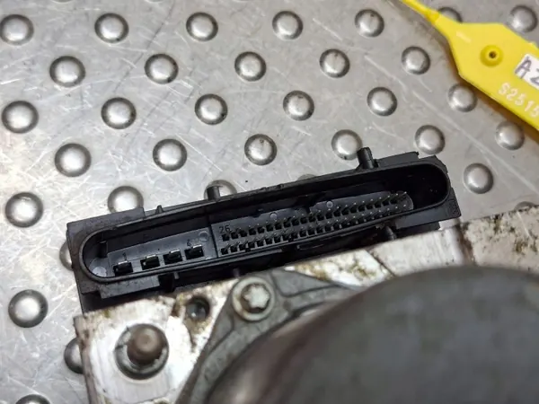 ABS-pump OEM S25154713 för Toyota Auris I image 6