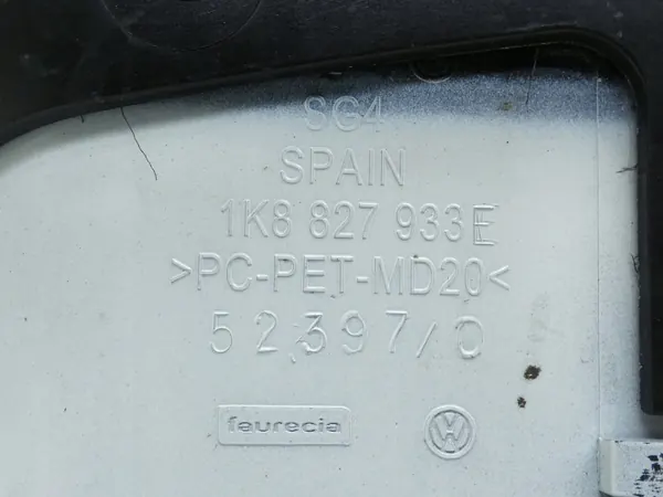 Spoiler OEM 1K8827933E para VW Scirocco III - Porta-malas image 8