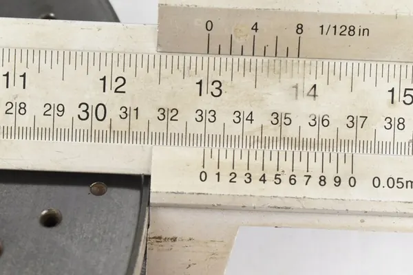 Front Brake Discs and Pads 330mm Mercedes GLA H247 W177 C118 image 6