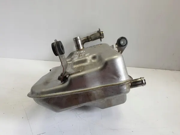 Oljetank OEM 9A120707091 för Porsche 911 GT3 3.8 image 6