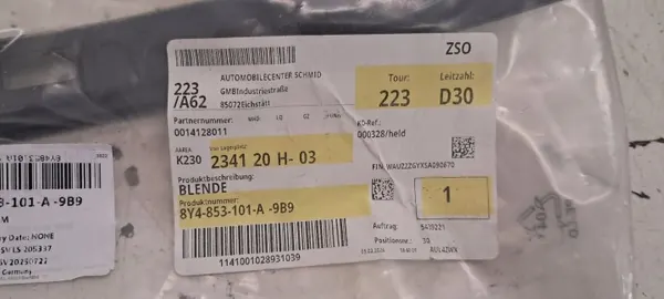 OEM 8Y4853101A Fäste för bakljusreflektor image 3